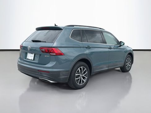 Used 2019 Volkswagen Tiguan SE w/ Panoramic Sunroof Package AWD/4WD image 5