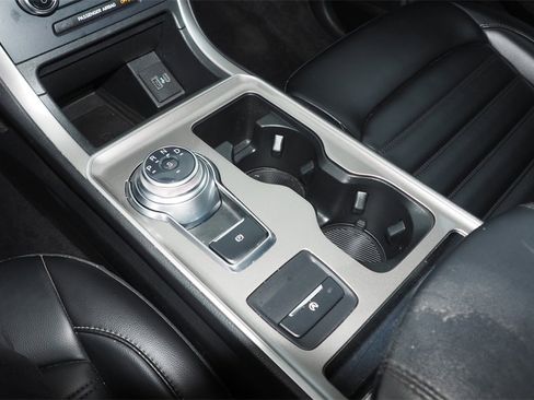 Used 2024 Ford Edge SEL w/ Convenience Package image 22