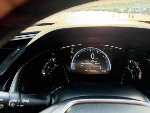 Certified 2020 Honda Civic EX image 27