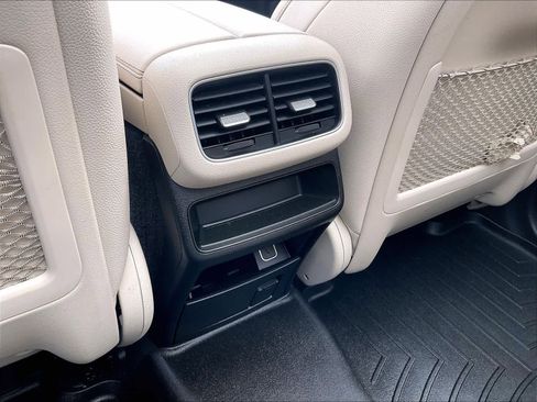 Used 2022 Mercedes-Benz GLE 350 4MATIC image 28