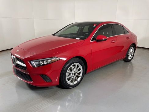Used 2019 Mercedes-Benz A 220 4MATIC image 4