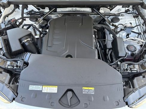 Certified 2025 Audi Q5 Premium Plus w/ Premium Plus image 9