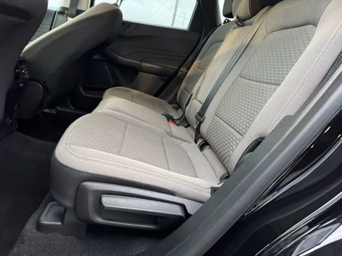 Certified 2022 Ford Escape SE w/ SE Sport Appearance Package AWD/4WD image 11