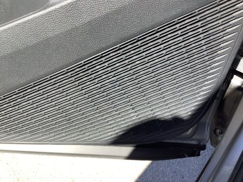 New 2025 Volkswagen Atlas SE FWD image 26