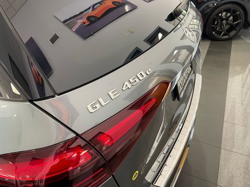 Used 2025 Mercedes-Benz GLE 450e 4MATIC w/ Winter Package image 19