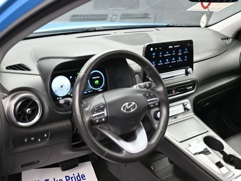 Used 2023 Hyundai Kona Limited image 18
