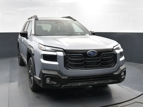 New 2026 Subaru Outback Limited image 3
