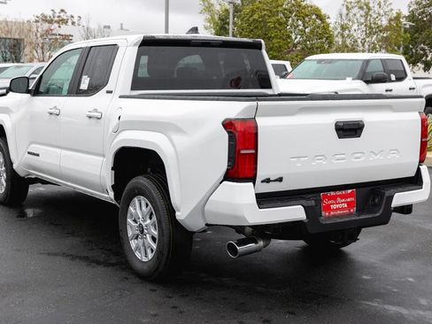 New 2026 Toyota Tacoma SR5 AWD/4WD image 6