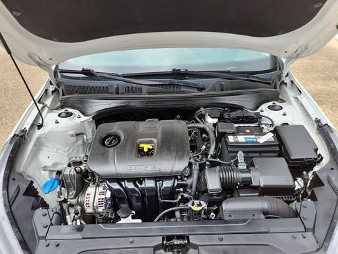 Used 2023 Kia Forte LXS FWD image 16