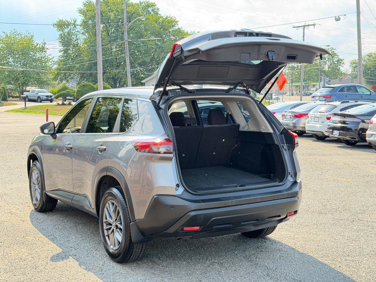 Used 2021 Nissan Rogue S AWD/4WD image 27