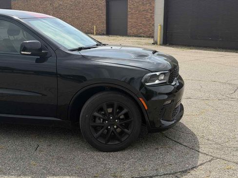 Used 2021 Dodge Durango R/T w/ Technology Group AWD/4WD image 3