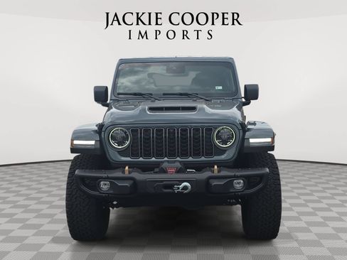 Used 2025 Jeep Wrangler Unlimited Rubicon 392 AWD/4WD image 2