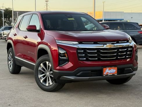 New 2026 Chevrolet Equinox LT image 2