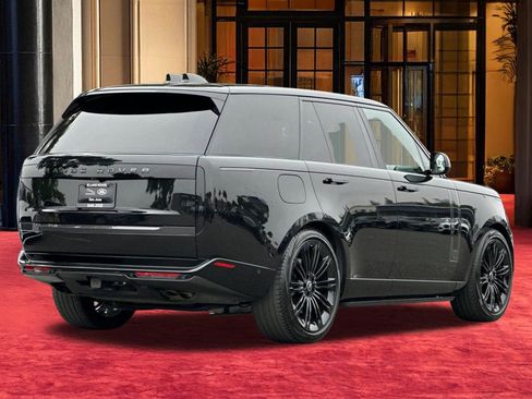 Used 2024 Land Rover Range Rover Autobiography AWD/4WD image 8