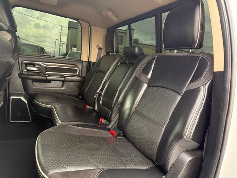Used 2021 RAM 3500 Laramie AWD/4WD image 17