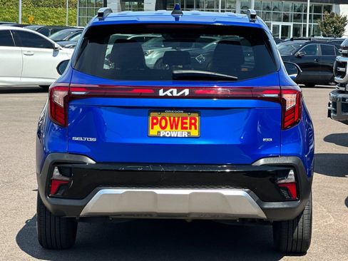 Used 2024 Kia Seltos S AWD/4WD image 5