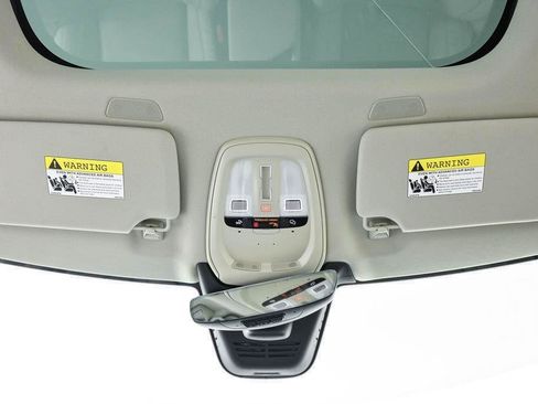 Certified 2025 Volvo XC90 T8 Ultra w/ Protection Package Premier AWD/4WD image 21