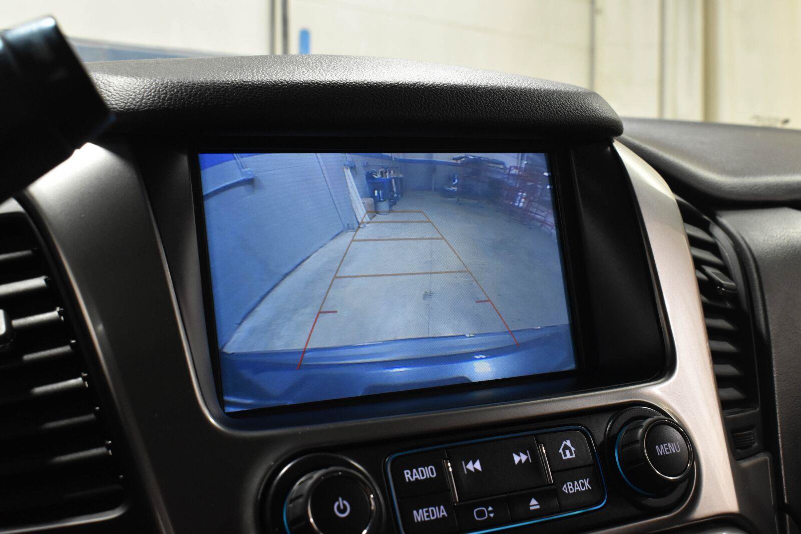 Used 2019 Chevrolet Tahoe Premier w/ Premier Plus Edition AWD/4WD image 18