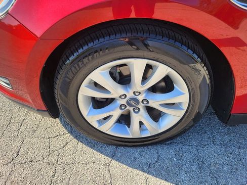 Used 2012 Ford Taurus SEL image 30