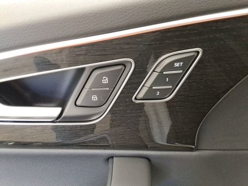 Used 2025 Audi Q7 3.0T Premium Plus w/ Premium Plus Package image 17