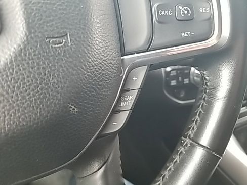 Used 2023 RAM 1500 Laramie image 21