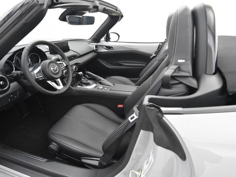 New 2026 MAZDA MX-5 Miata Grand Touring w/ Weather Package RWD image 24