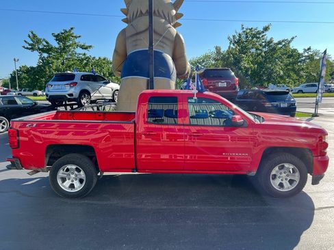 Used 2018 Chevrolet Silverado 1500 LT w/ All Star Edition AWD/4WD image 7