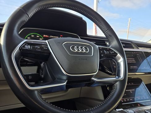 Used 2019 Audi e-tron Premium Plus AWD/4WD image 18