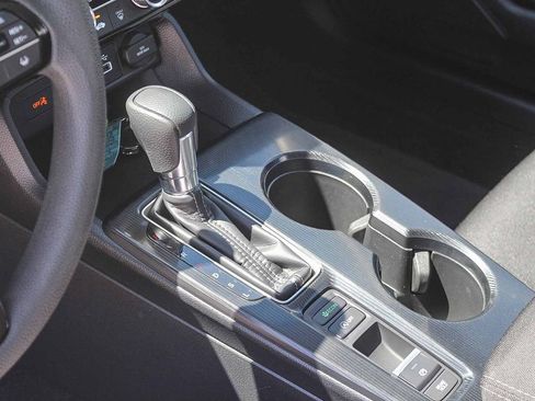 Certified 2023 Honda Civic LX image 18