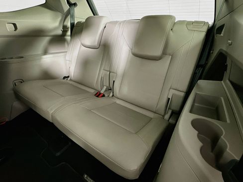 Used 2023 Volkswagen Atlas SE w/ Panoramic Sunroof Package FWD image 29