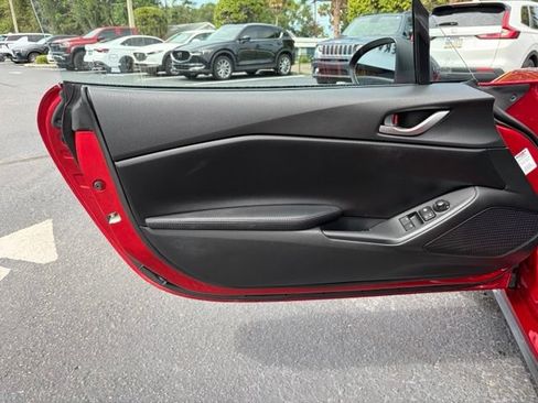 Used 2024 MAZDA MX-5 Miata Sport RWD image 12