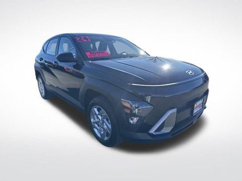 Certified 2024 Hyundai Kona SE image 7