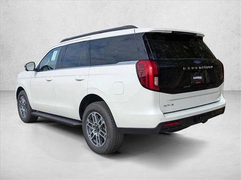 New 2025 Ford Expedition Active image 2
