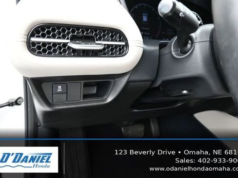 Used 2024 Honda HR-V EX-L image 27