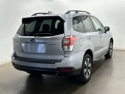 Used 2018 Subaru Forester 2.5i Premium w/ Kicker Audio Upgrade Package image 32