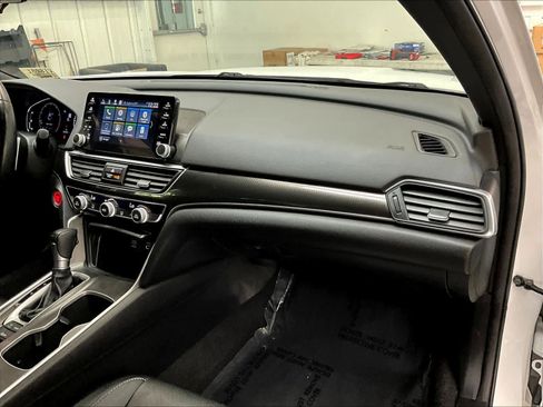 Used 2021 Honda Accord Sport image 17