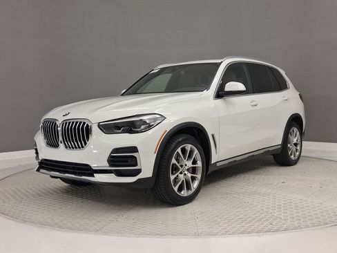 Used 2023 BMW X5 xDrive40i AWD/4WD image 40