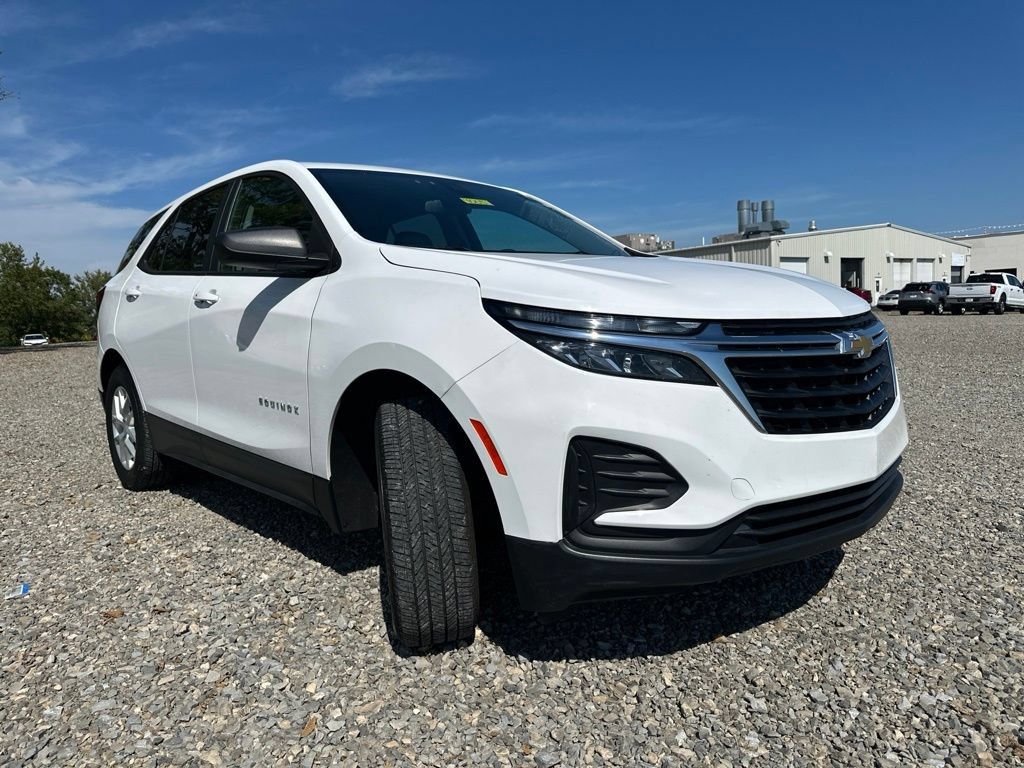 Used 2024 Chevrolet Equinox LS w/ LS Convenience Package AWD/4WD image 12