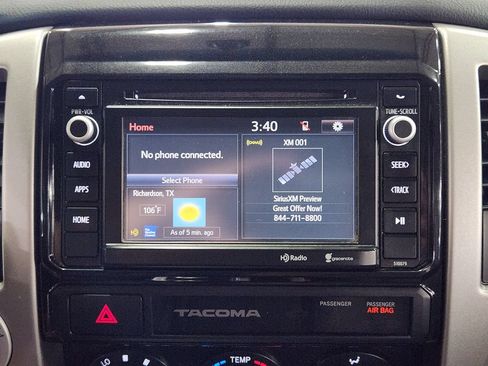 Used 2015 Toyota Tacoma 4x4 Double Cab w/ TRD Off-Road Package image 38
