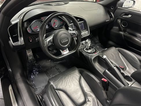 Used 2015 Audi R8 V8 w/ Full Leather Package AWD/4WD image 9