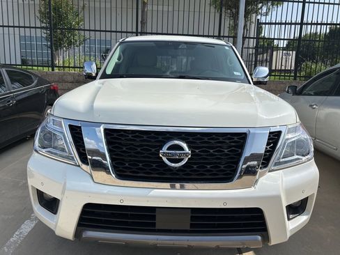 Used 2019 Nissan Armada Platinum w/ Captain's Chairs Package RWD image 2