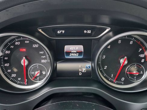 Used 2018 Mercedes-Benz GLA 250 4MATIC image 32