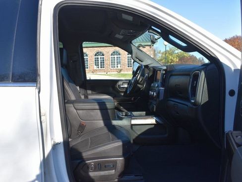 Used 2023 GMC Sierra 2500 SLT w/ SLT Convenience Package image 10