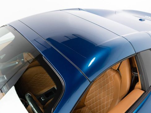 Certified 2021 Ferrari 812 GTS image 34