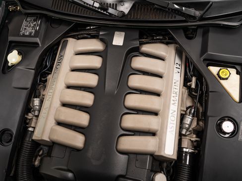Used 2001 Aston Martin DB7 Vantage image 12