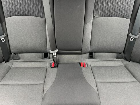 Used 2025 Toyota Camry LE image 38