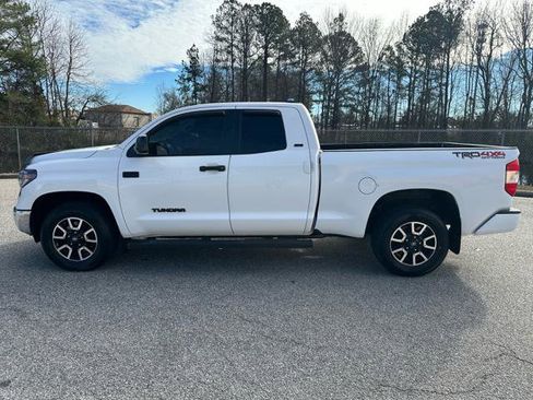 Used 2020 Toyota Tundra SR5 image 8