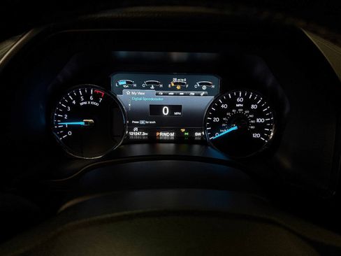 Used 2018 Ford Expedition Limited RWD image 60