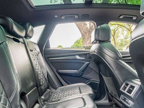 Used 2018 Audi SQ5 Prestige w/ Prestige Package image 41