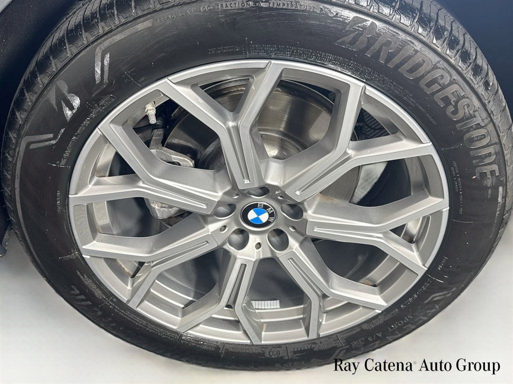 Used 2026 BMW X7 xDrive40i w/ Premium Package AWD/4WD image 34
